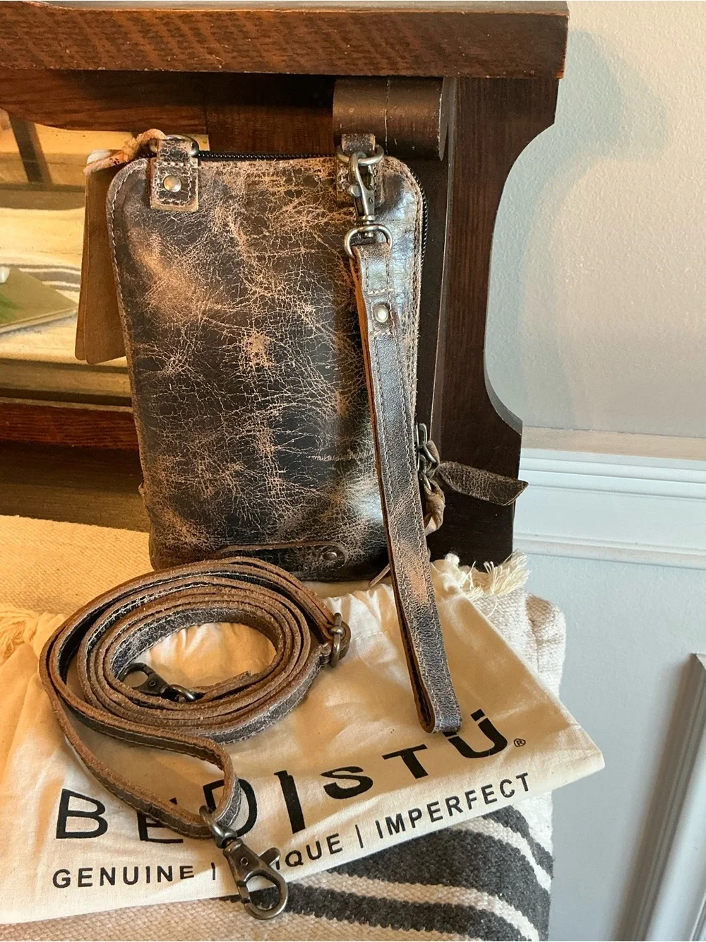 NWT Bed Stu Leather Alelike Crossbody Wristlet Phone Wallet Black Lux MSRP $185
